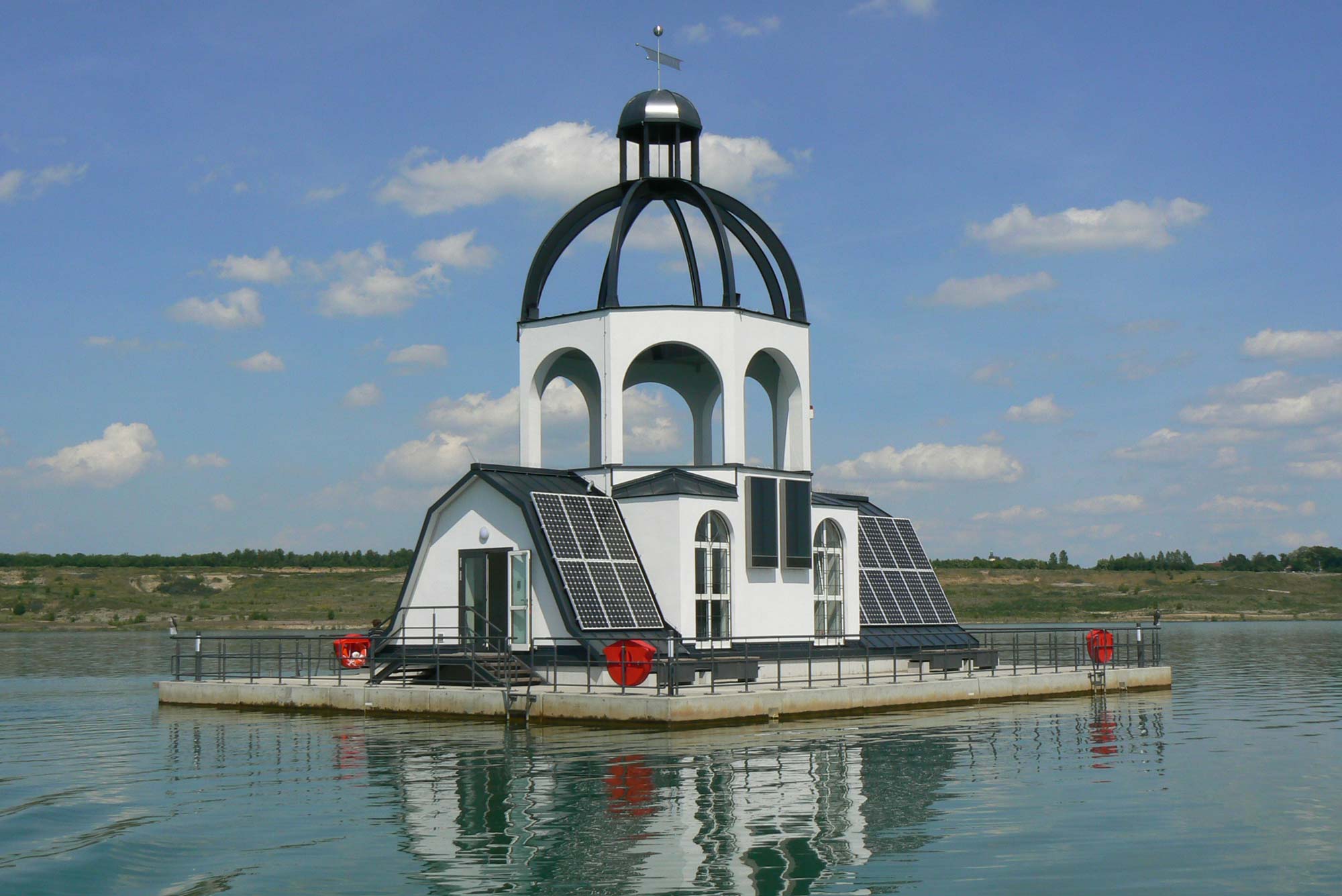 Schwimmende Kirche VINETA